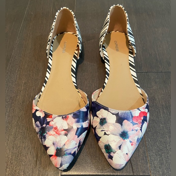 Express Floral Flats Size 10 - Picture 3 of 8